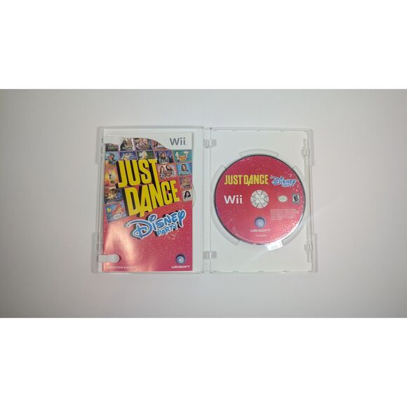 Just Dance: Disney Party (Nintendo Wii, 2012) Complete with Manual - Picture 2 of 4